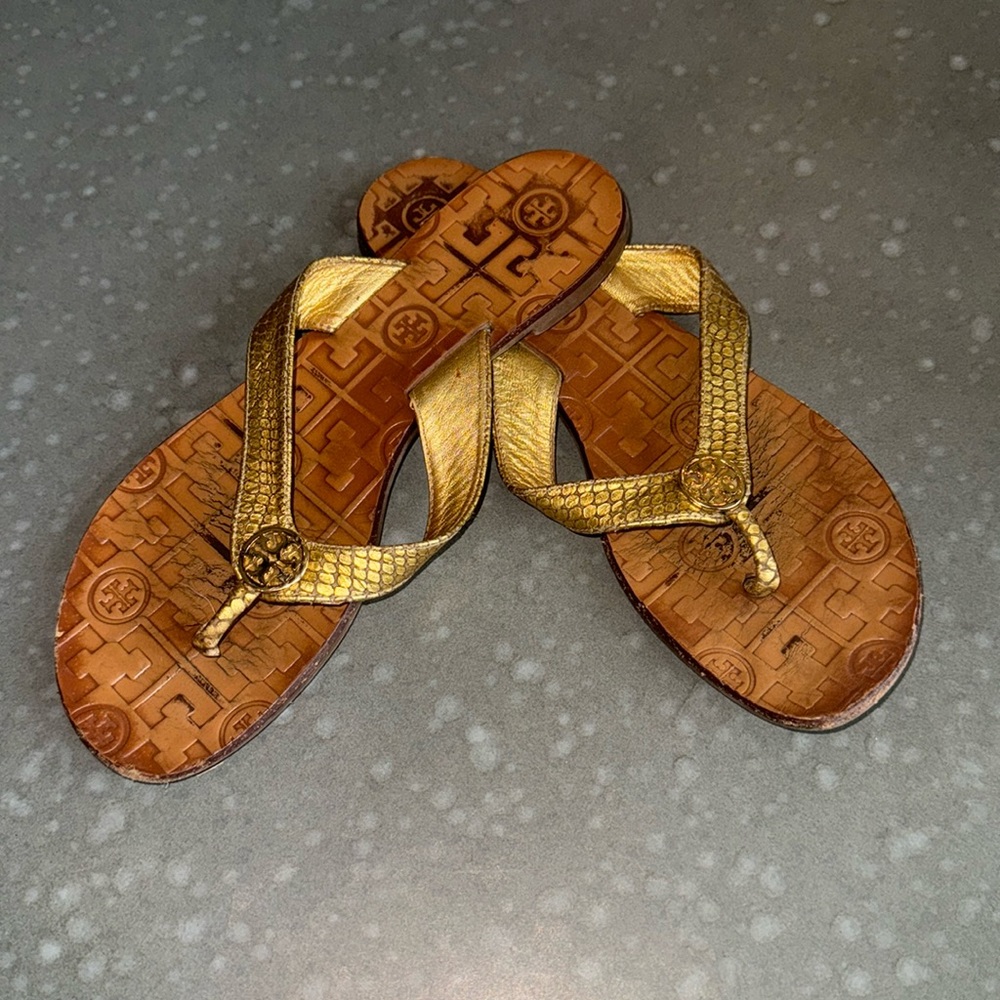 Tory Burch Flip Flops size 6 UC